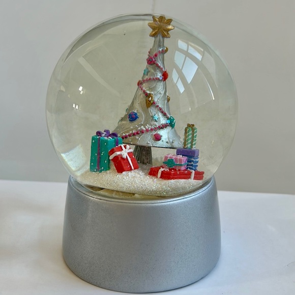 Nordstrom Holiday Snow Globe Silver Christmas Tree with Presents - Picture 2 of 8